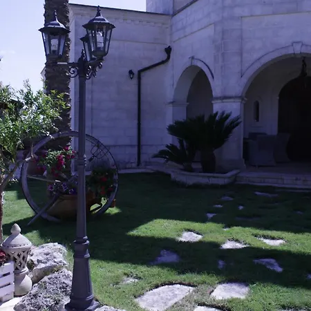 La Nel Bosco Bed and Breakfast Selva Di Fasano