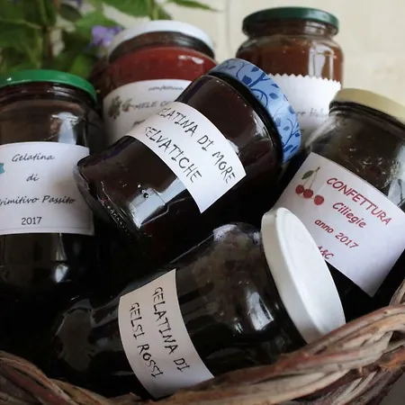 La Nel Bosco Bed & Breakfast *